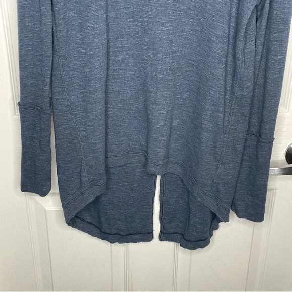 Free People We the Free Turtleneck Top Split Back in Blue Oversized S - Picture 5 of 12